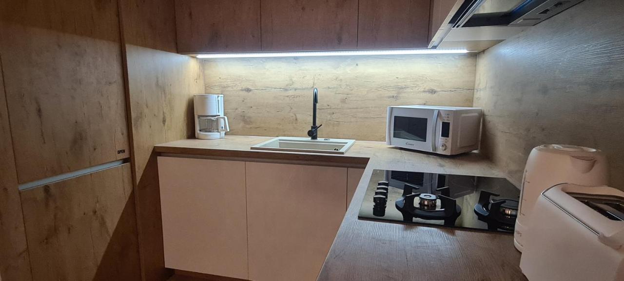 Apartman Marcelina 1 With Private Pool Trogir Exteriör bild